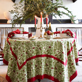 Baies de Houx Red & Green Tablecloth