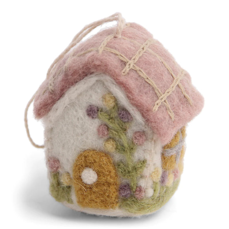 White Spring House, Felt