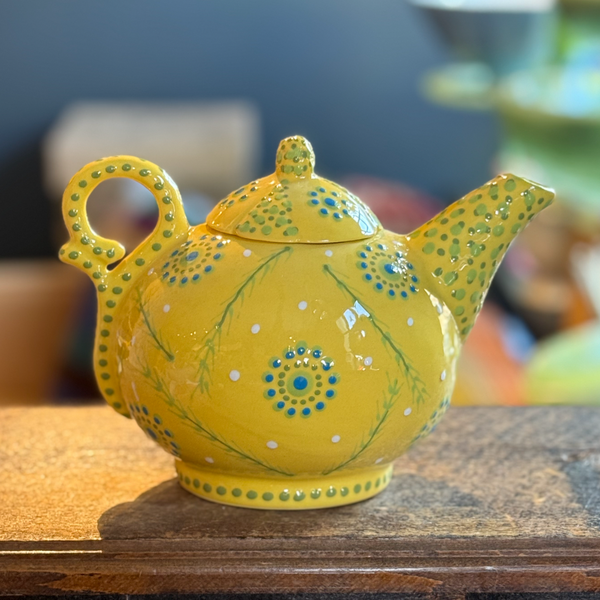 Sunny Trillium Teapot