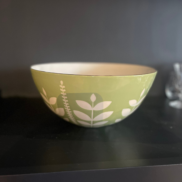 Sprout Super Bowl in Pear