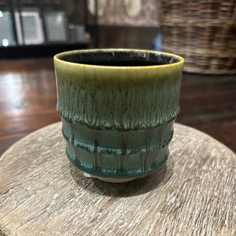 Round Turquoise Cup