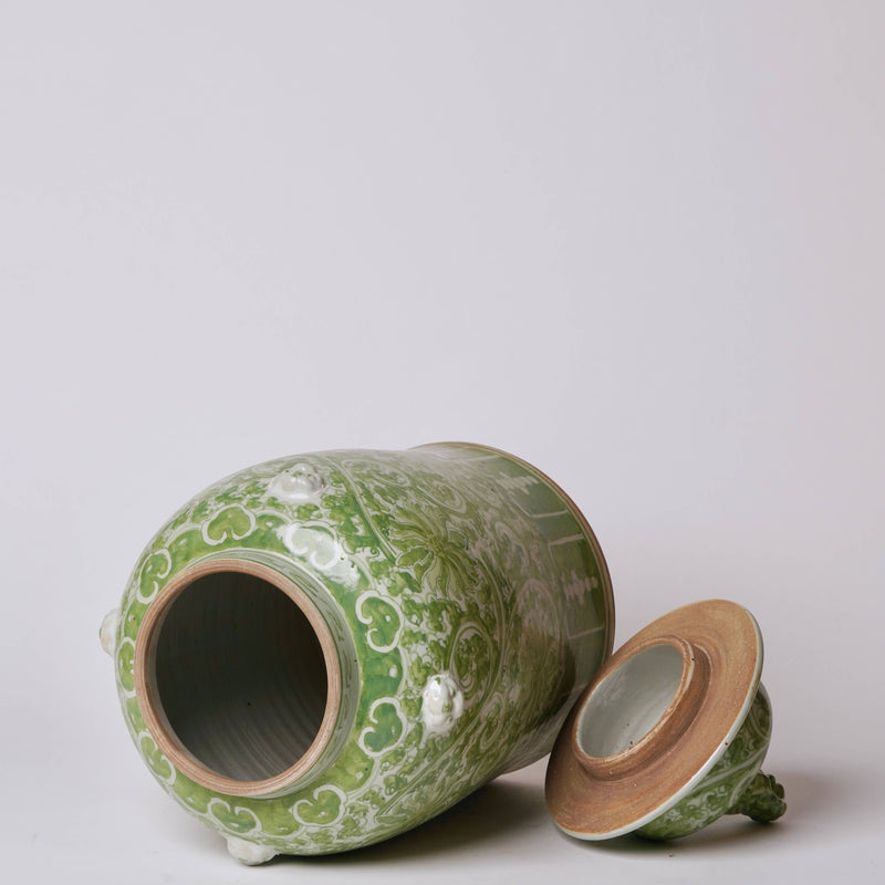 Green and White Porcelain Chrysanthemum Temple Jar