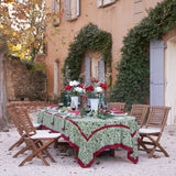 Baies de Houx Red & Green Tablecloth